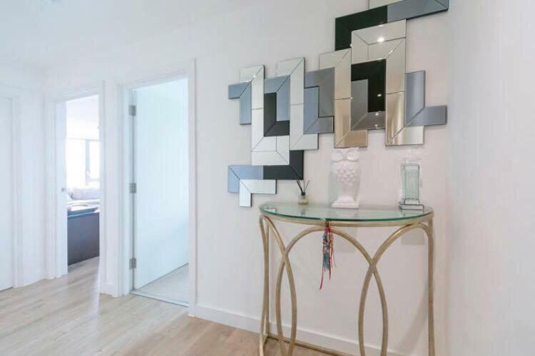 Room With Private Bathroom In A Modern Two Bedroom Two Bathroom Flat London Exterior foto